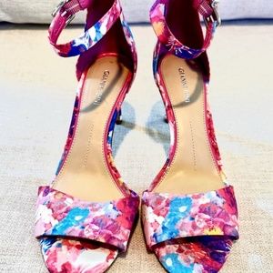 Gianni Bini Meria floral sandals